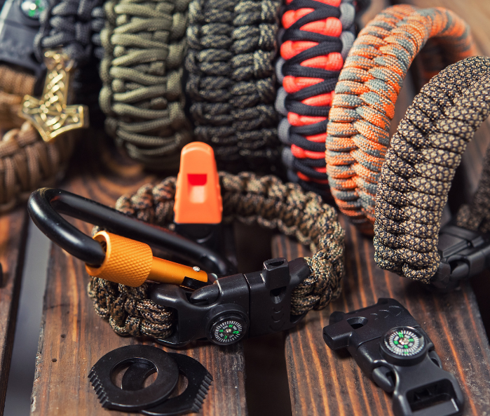 Pourquoi le bracelet en corde est l’accessoire parfait pour tous les styles ?